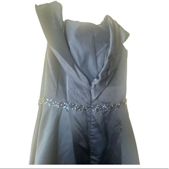 LT LANTING BRIDE A-LINE GOWN - Picture 7 of 9